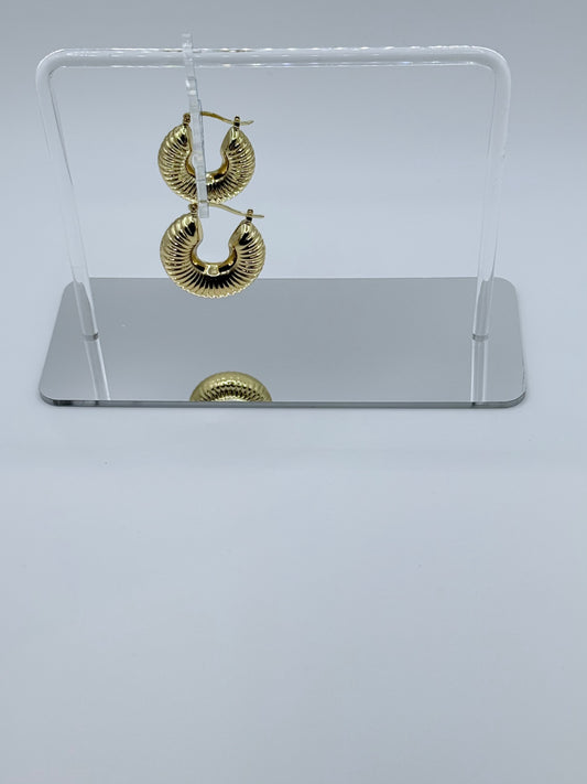 Amora Hoops